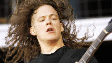 La surrealista prueba de Jason Newsted (Metallica) para escoger sus bajos: “Cortocircuitaban con el sudor”