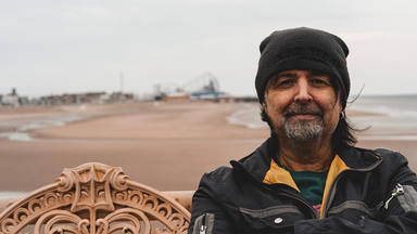 Phil Campbell explota contra la última ley de manifestaciones en Reino Unido: “Estuve 30 años en Motörhead"