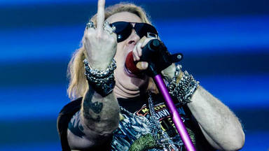 ¿Por qué Internet está perdiendo la cabeza con este vídeo de Guns N' Roses en directo? “Axl no puede cantar”