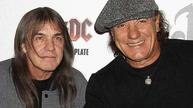 Las lágrimas de Brian Johnson (AC/DC) cuando no le dejaron ver a Malcolm Young: “Estaba avergonzado”