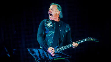 James Hetfield (Metallica) desvela los dos guitarristas que le cambiaron la vida: “Combinación de punk y rock”