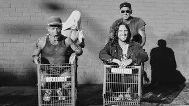 Filtración: Red Hot Chili Peppers publicaría un nuevo single, “Black Summer”, el viernes