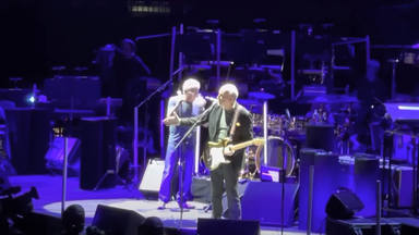 Pete Townshend (The Who) se encara a un fan en directo: “Que te calles, no aceptamos peticiones”