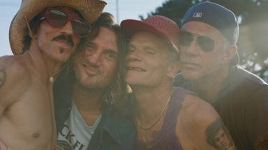 Escucha "Eddie" el nuevo single de Red Hot Chili Peppers para homenajear a Van Halen