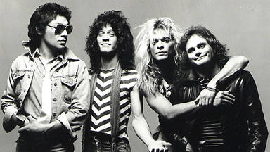 Sammy Hagar deja en el aire el futuro de un tributo a Van Halen: "Eddie merece, definitivamente, un tributo…"