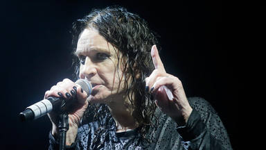 Udo Dirkschneider firme en que Ozzy Osbourne no volverá a los escenarios: "Se acabó"