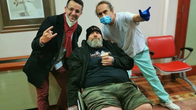 Se acaba el infierno de Paul Di'Anno (ex-Iron Maiden): por fin podrá someterse a su esperada cirugía