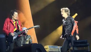 The Rolling Stones “versionan” a The Beatles en Liverpool: “Unos tipos de por aquí”