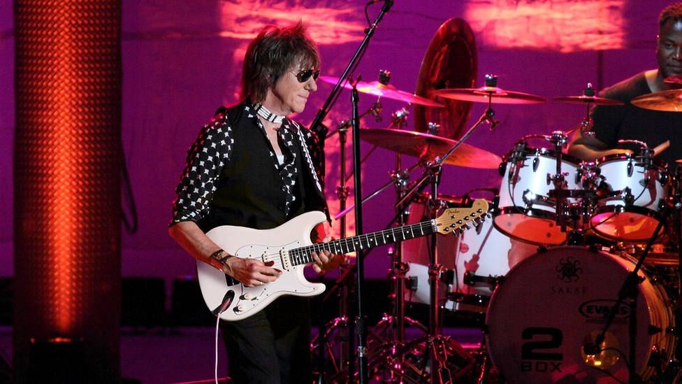 Jeff Beck- El Becko  Jeff beck, Jimmy page, Led zeppelin