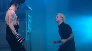 El motivo por el que Marilyn Manson casi se lleva una paliza sobre el escenario: “Se me fue”