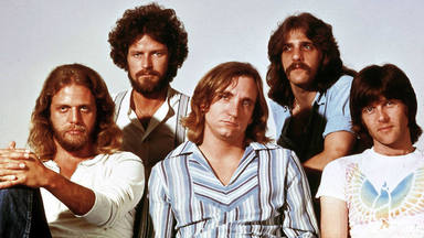 Eagles lográn un enorme subidón y "Hotel California" llega al top 10 del RockFM 500