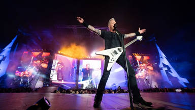 Metallica celebra sus 40 años en la música con un gran espectáculo en Pittsburg