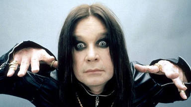 ¿Quieres maquillarte como Ozzy Osbourne? Ya puedes con su nueva colección de belleza