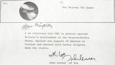 La última carta de John Lennon a la Reina Isabel II