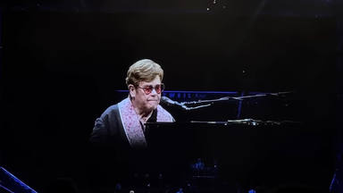 Elton John se emociona en el último concierto de su carrera: “No estaría aquí sin vosotros”