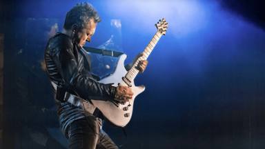 El nuevo guitarrista de Deep Purple, Simon McBride, se siente "muy honrado de ser parte de una banda icónica"