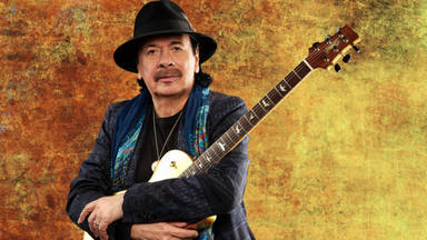 Carlos Santana pospone fechas de su gira debido a un problema de salud