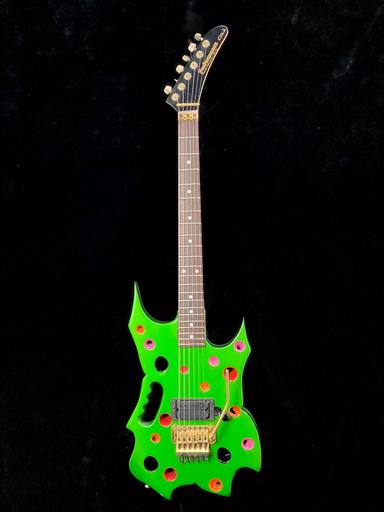 Esta guitarra única que le robaron a Steve Vai en 1986 ha aparecido ahora... en el lugar más inesperado