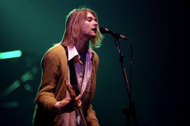 Así es la guitarra firmada por Kurt Cobain que saldrá a la venta: este es su precio inicial