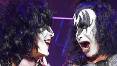 Gene Simmons explica el secreto detrás del éxito de Kiss: “Decidimos no seguir el juego”