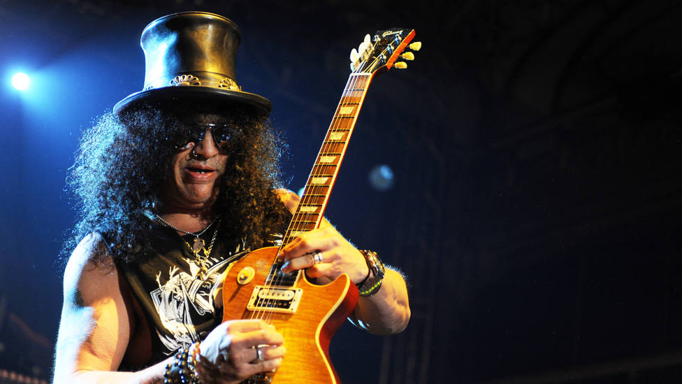 El sorprendente cambio de guitarra de Slash (Guns N' Roses) en su último  disco: “Se nota” - Al día - RockFM