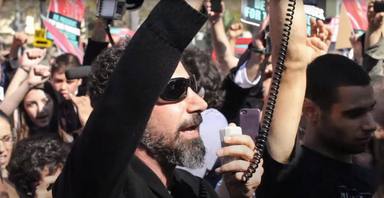 Serj Tankian (System of a Down) comparte una nueva canción: así suena Amber