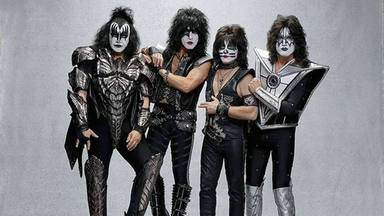 Kiss son contratados por un fabricante de tabaco para dar un concierto privado: nos hemos agenciado el vídeo