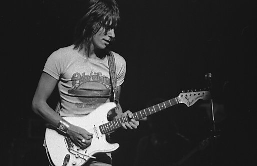 Vuelve a escuchar el homenaje a Jeff Beck en RockFM Motel: sobrecogedores testimonios de grandes guitarristas