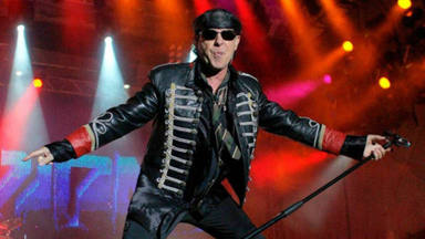 Sigue la voz de Klaus Meine en buena forma? El vocalista de Scorpions  responde - Al día - RockFM