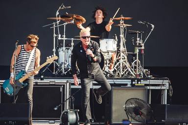 Crónica de The Offspring en Mad Cool 2023: el sol abrasador, incapaz de parar al punk más fiestero